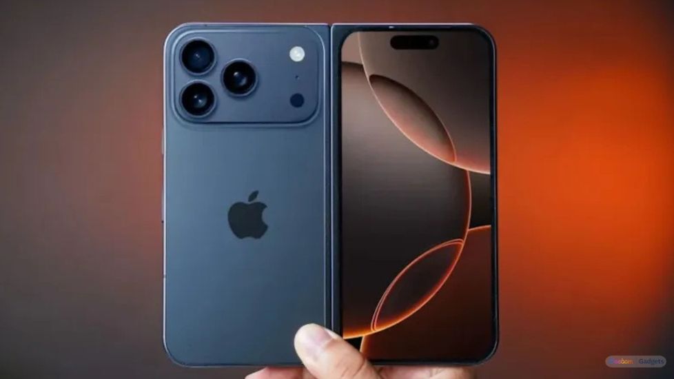 iPhone Fold render in hand iPhone Fold render in hand