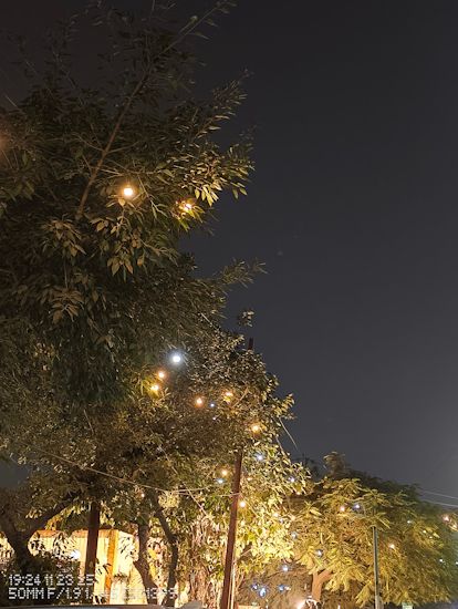 Phone 3a Lite 50mm street lights shot