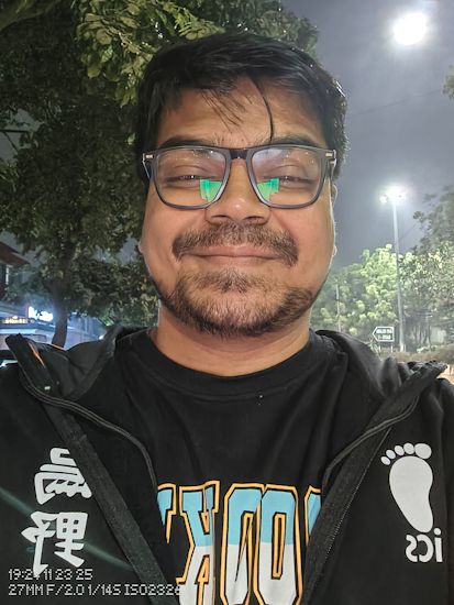 Phone 3a Lite night time regular selfie