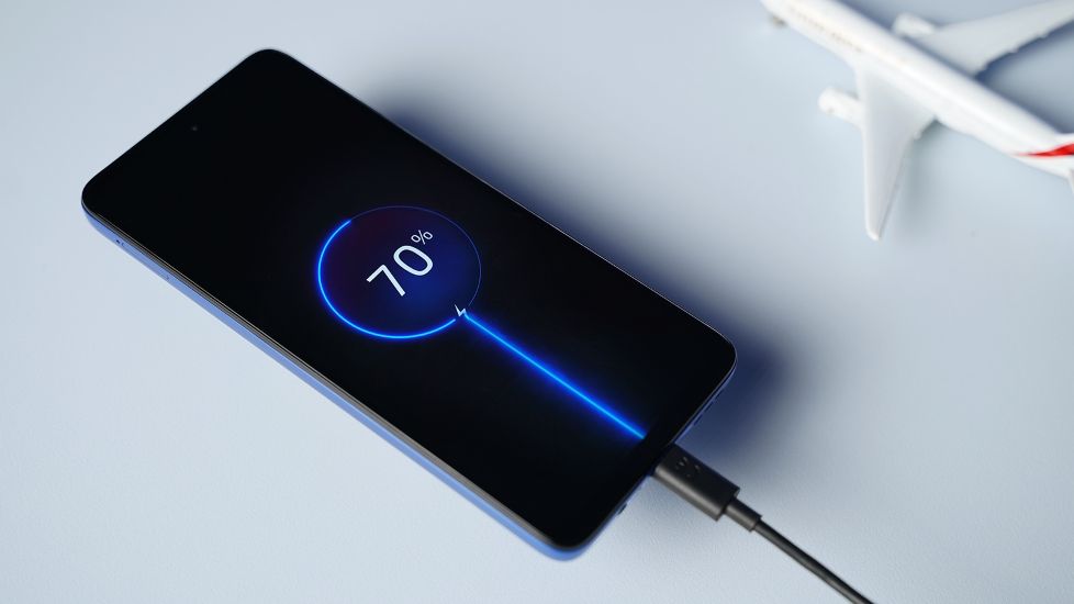 Moto G57 Power USB-C charging