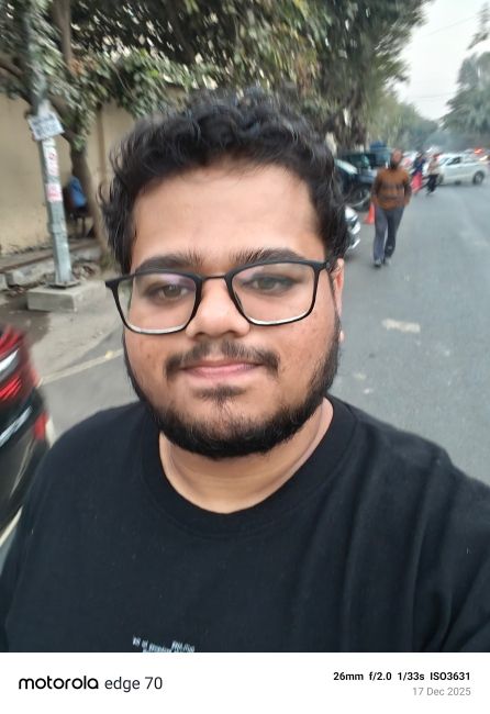 Motorola Edge 70 Selfie Camera shot 2