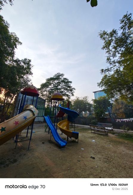 Motorola Edge 70 Ultrawide Camera shot 1