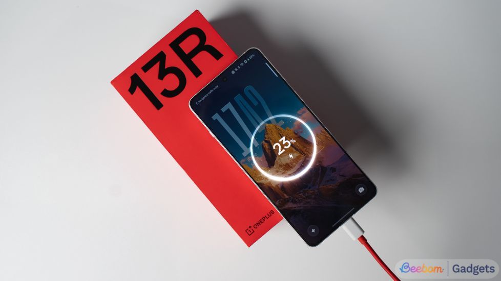 OnePlus 13R charging on its retail packaging with SuperVOOC animation