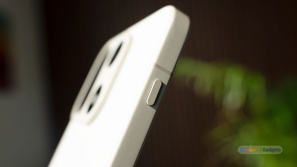 Oppo Snap Key on the Find X9 Pro Oppo Snap Key on the Find X9 Pro