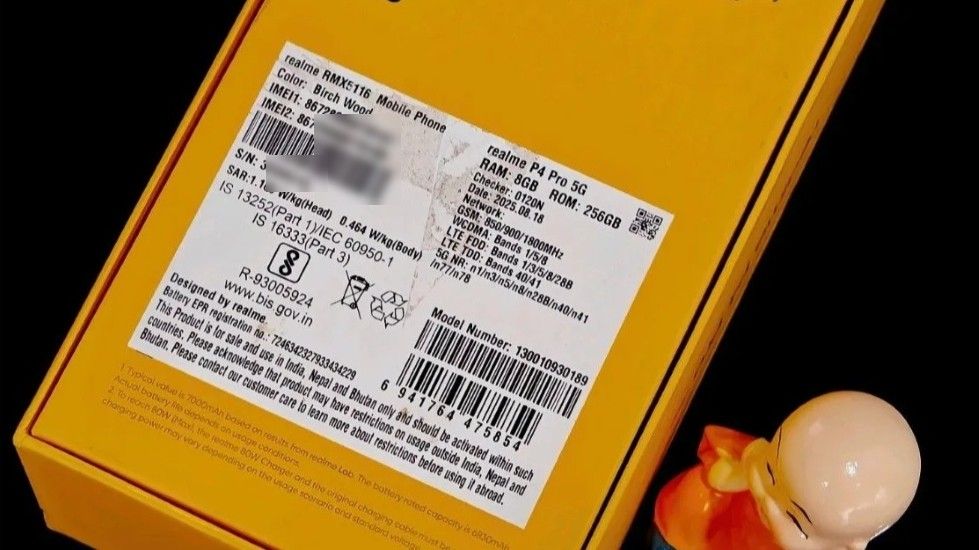 Realme P4 Pro box from the back with IMEI stickers