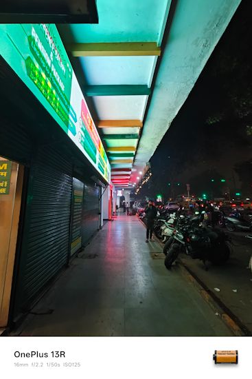 OnePlus 13R 16mm night shot OnePlus 13R 16mm night shot