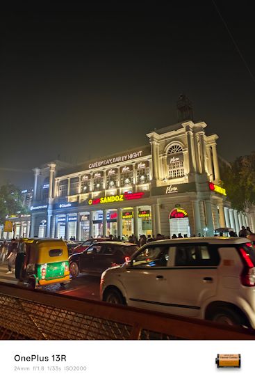 OnePlus 13R 24mm night shot street OnePlus 13R 24mm night shot street