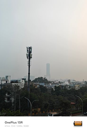 OnePlus 13R 24mm day shot street OnePlus 13R 24mm day shot street