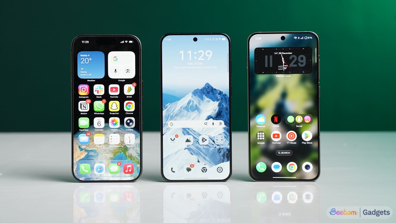 The Compact Phone Paradox: People Want them But Why Don't They Sell Well thumbnail