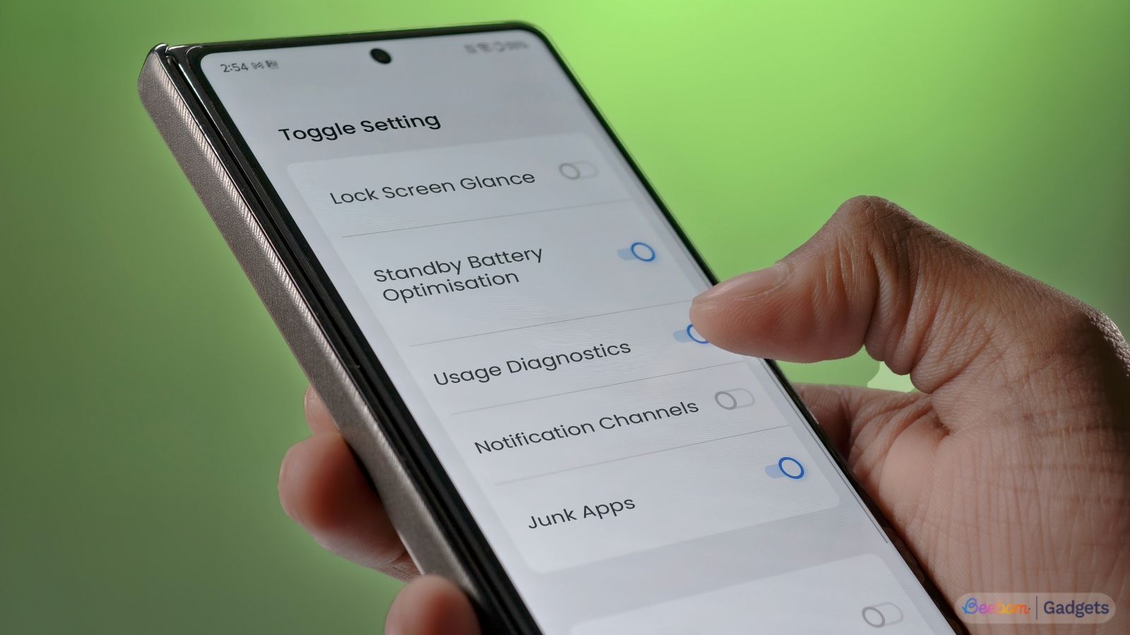 7 Settings I Turn Off Every Time I Set Up a New Android Phone thumbnail