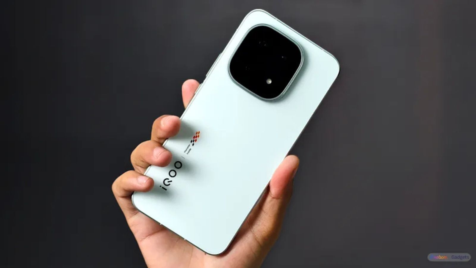 iQOO 15 Is Finally Available to Purchase in India