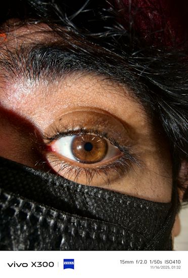 Vivo X300 night shot eyes