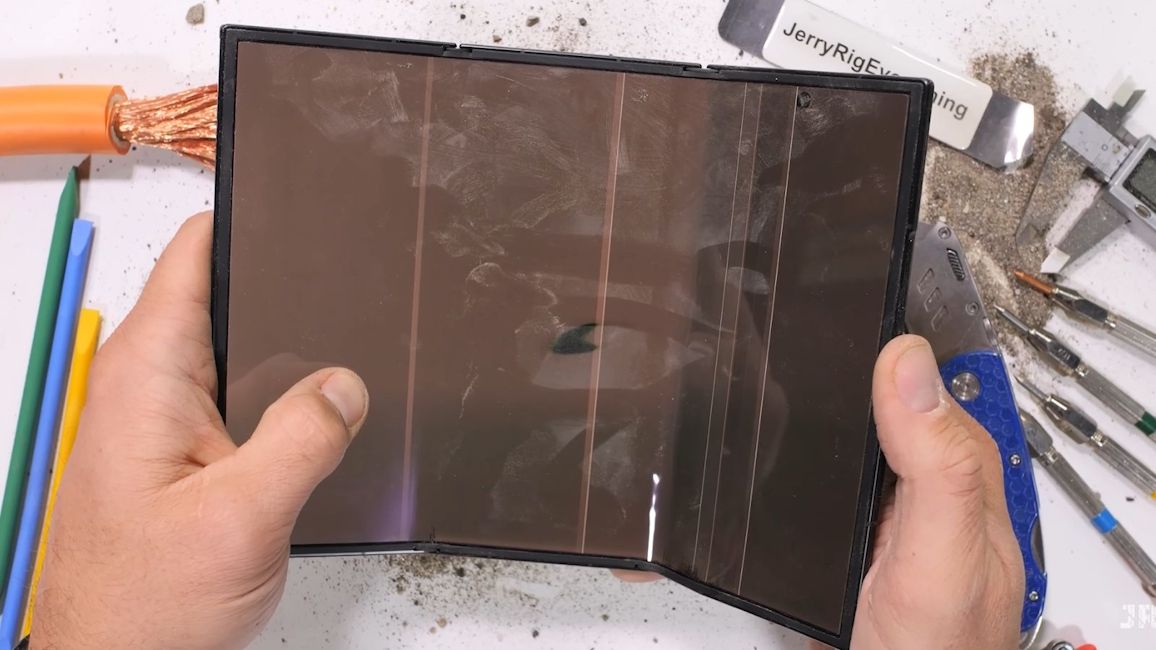 Samsung Galaxy Z TriFold dead screen