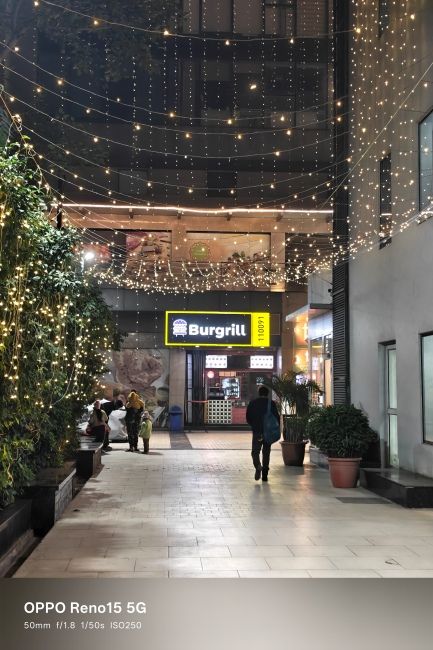 Oppo Reno 15 main camera shot 4