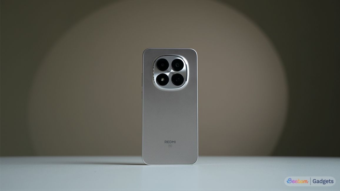 Redmi Note 15 Pro deisgn from the back 2