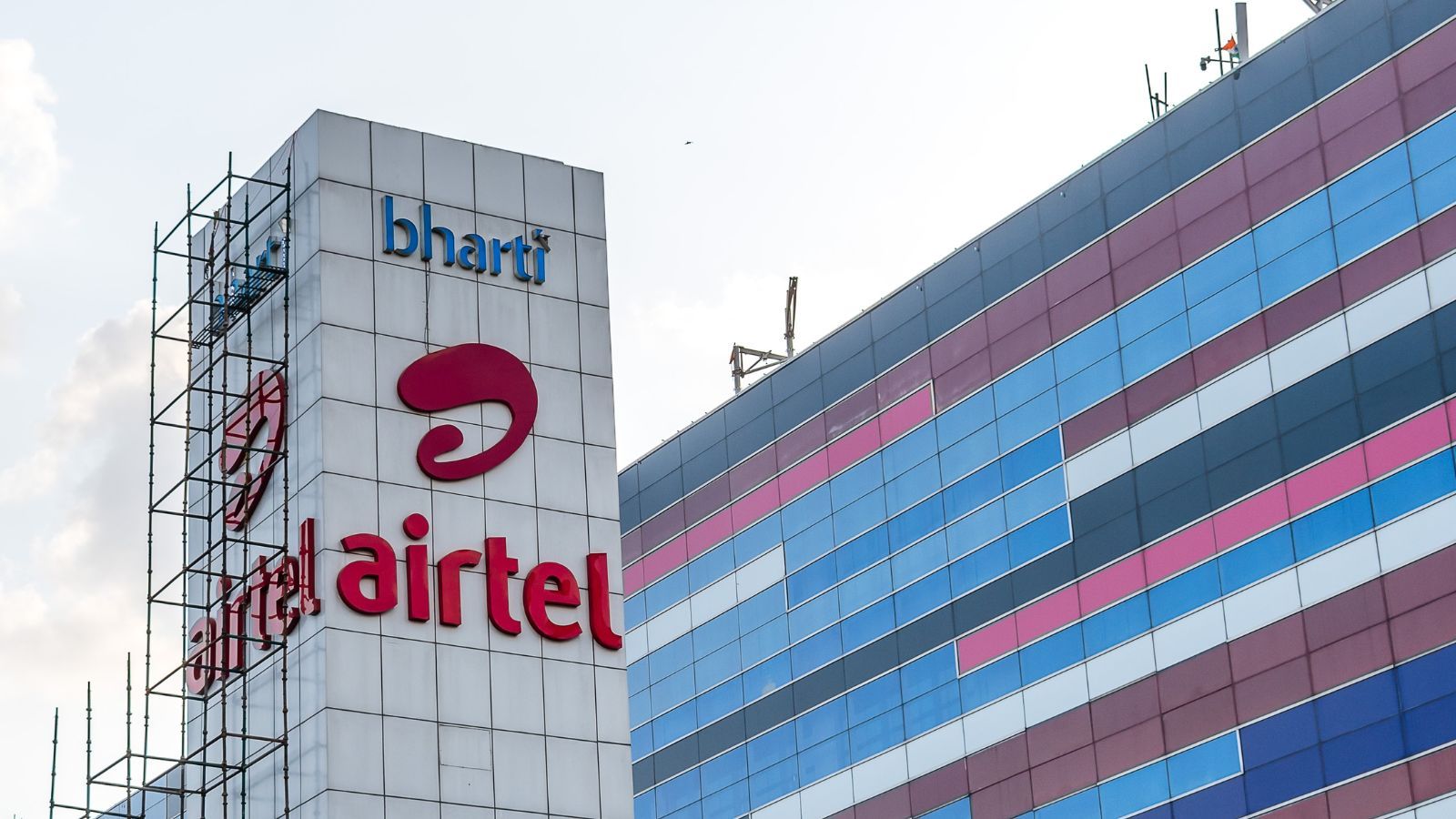 Bharti Airtel Expands 5G Coverage with 2,400 New Sites in Madhya Pradesh and Chhattisgarh thumbnail