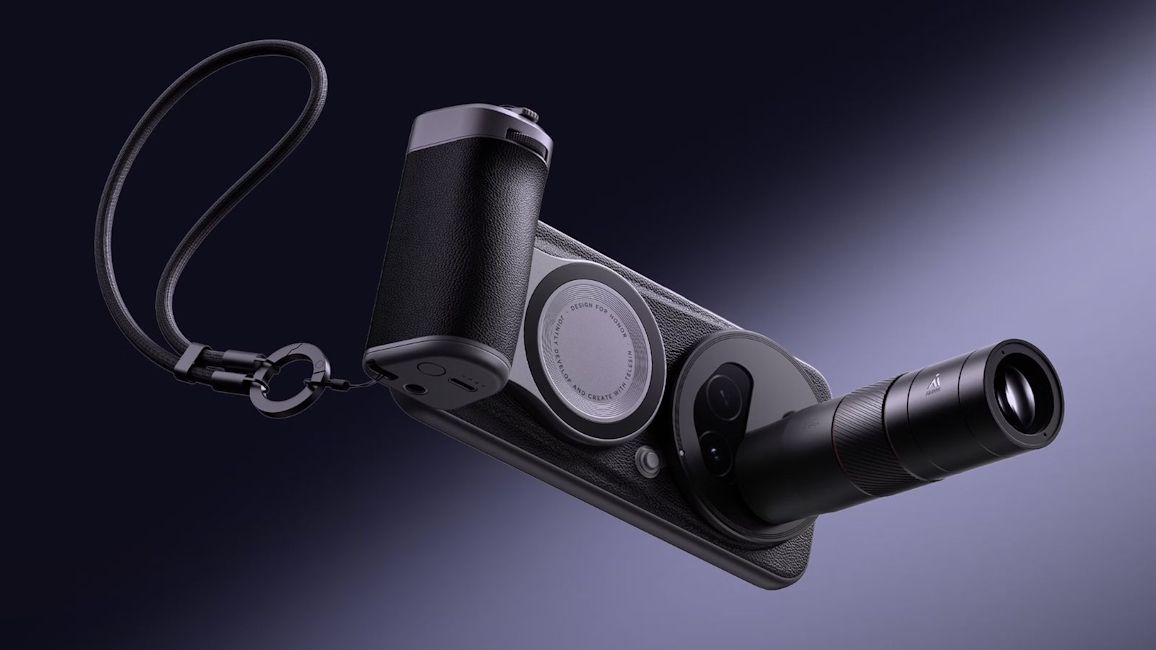 Honor Magic 8 RSR Porsche Design camera kit