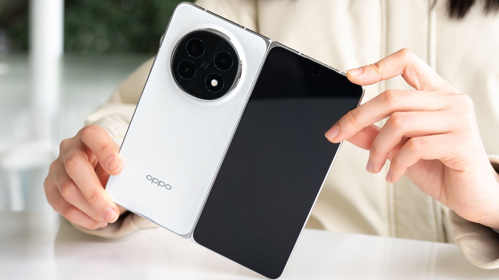 Oppo Find N6 Certification Listing Reveals Charging Speed thumbnail