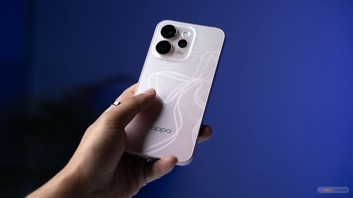 Oppo Reno 15 Pro Mini back design while in hand Oppo Reno 15 Pro Mini back design while in hand