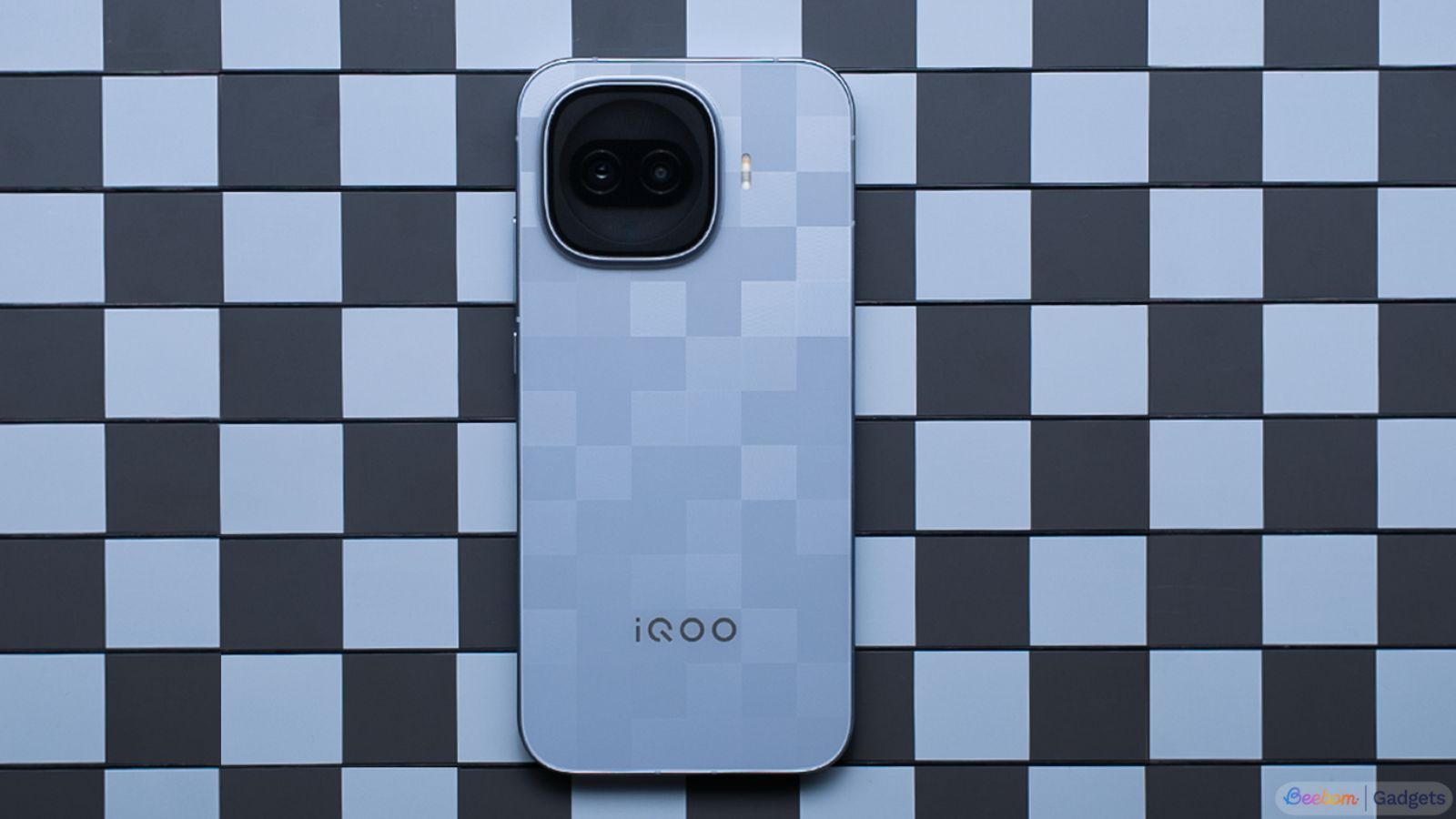 iQOO 15R Launched in India with Snapdragon 8 Gen 5 and 7,600mAh Battery thumbnail iQOO 15R Launched in India with Snapdragon 8 Gen 5 and 7,600mAh Battery thumbnail
