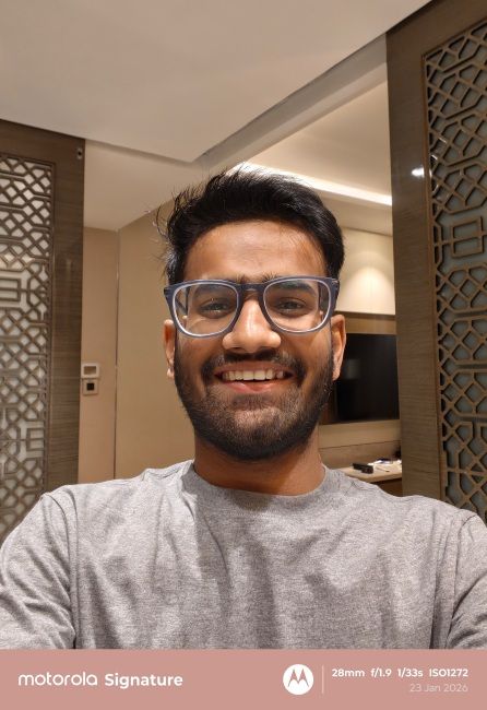 Motorola Signature Selfie Camera Shot 4