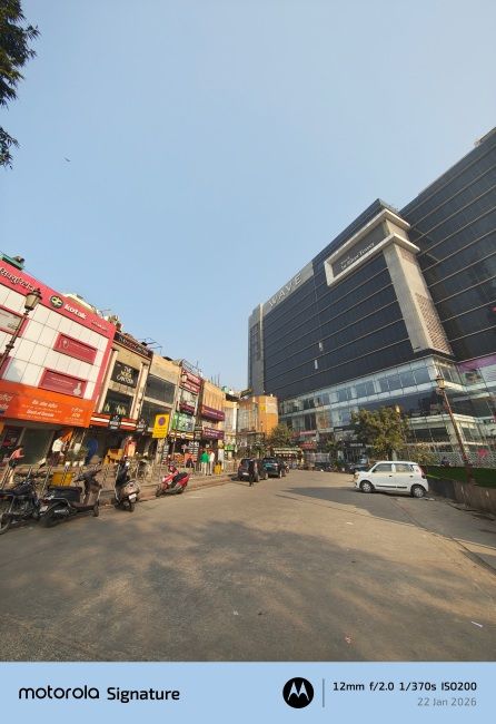 Motorola Signature Ultrawide Camera Shot 2