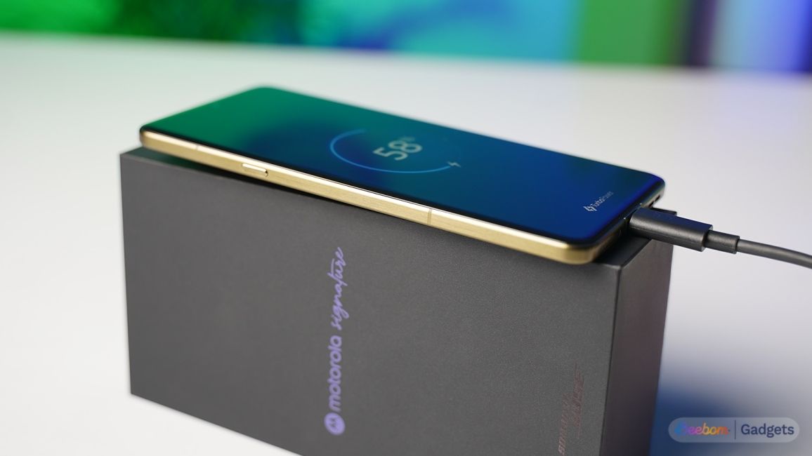 Motorola Signature charging