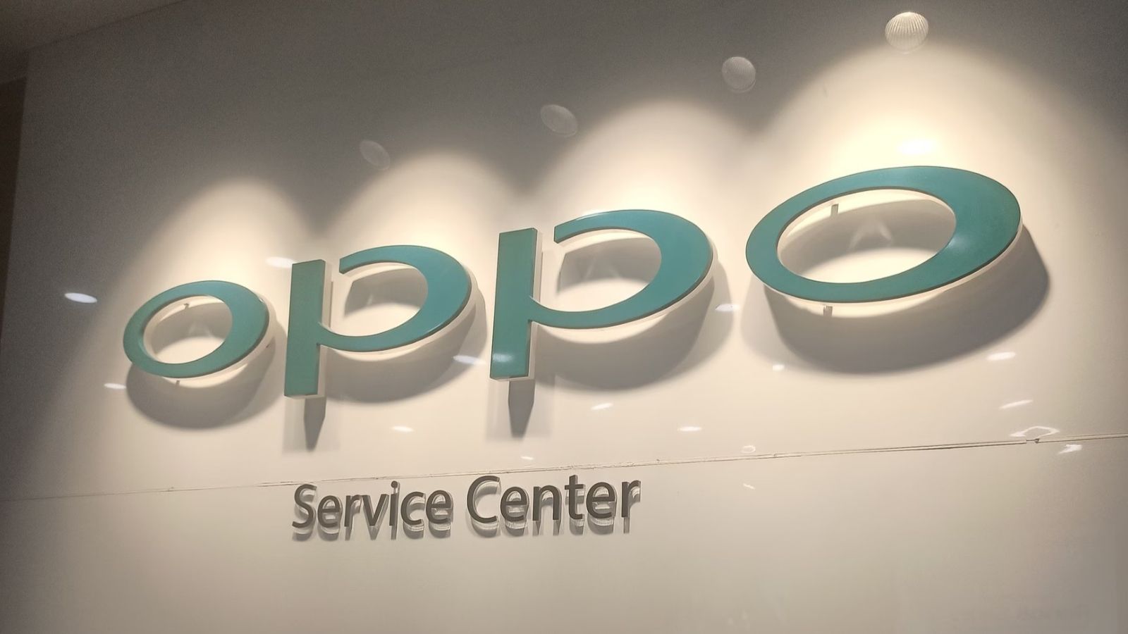 Oppo Service centre image banner
