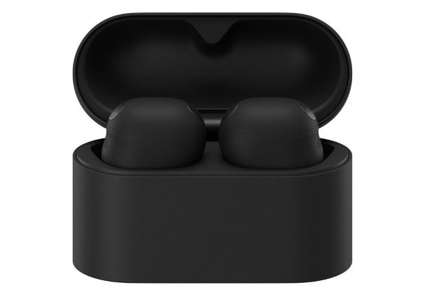 XM6 with buds in the case