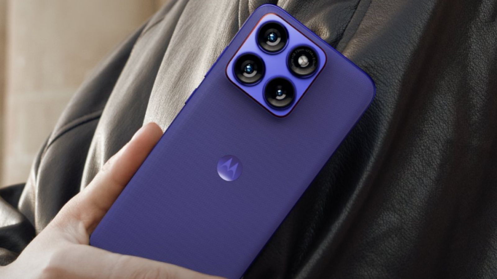 Motorola Edge 70 Fusion Renders Leak Again with Pantone-Curated Colour Palette thumbnail