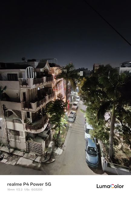 Realme P4 Power 16mm street night shot Realme P4 Power 16mm street night shot