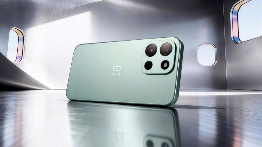 OnePlus Turbo 6 design from the back in green colourway