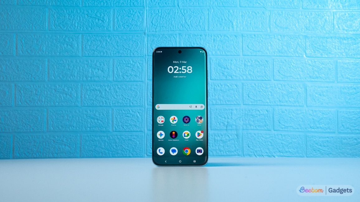 Motorola Edge 70 Fusion display showcase