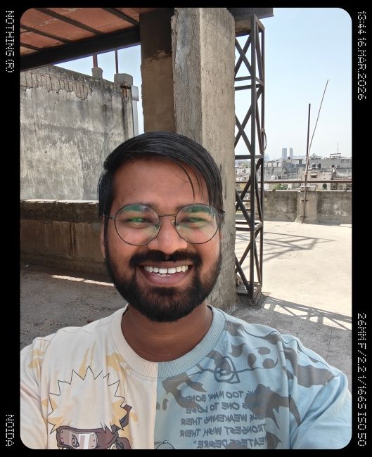 Nothing Phone (4a) Pro Selfie camera shot 2