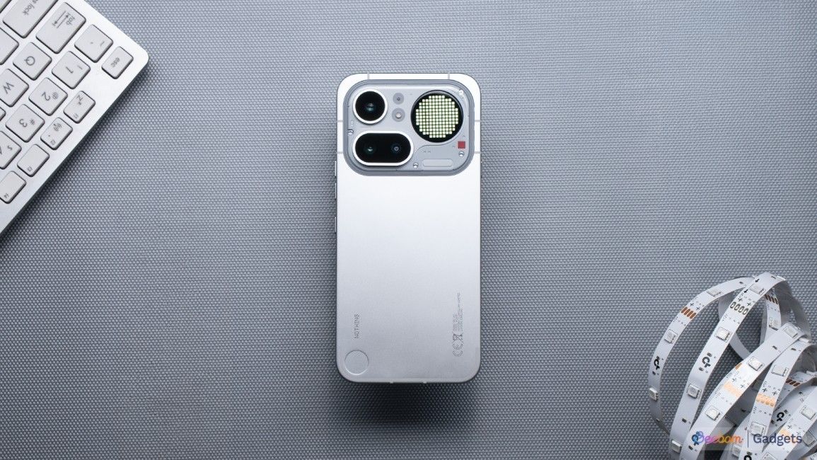 Nothing Phone (4a) Pro design 2