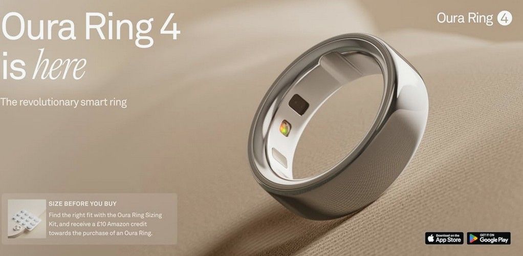 Oura Ring 4 in silver finish