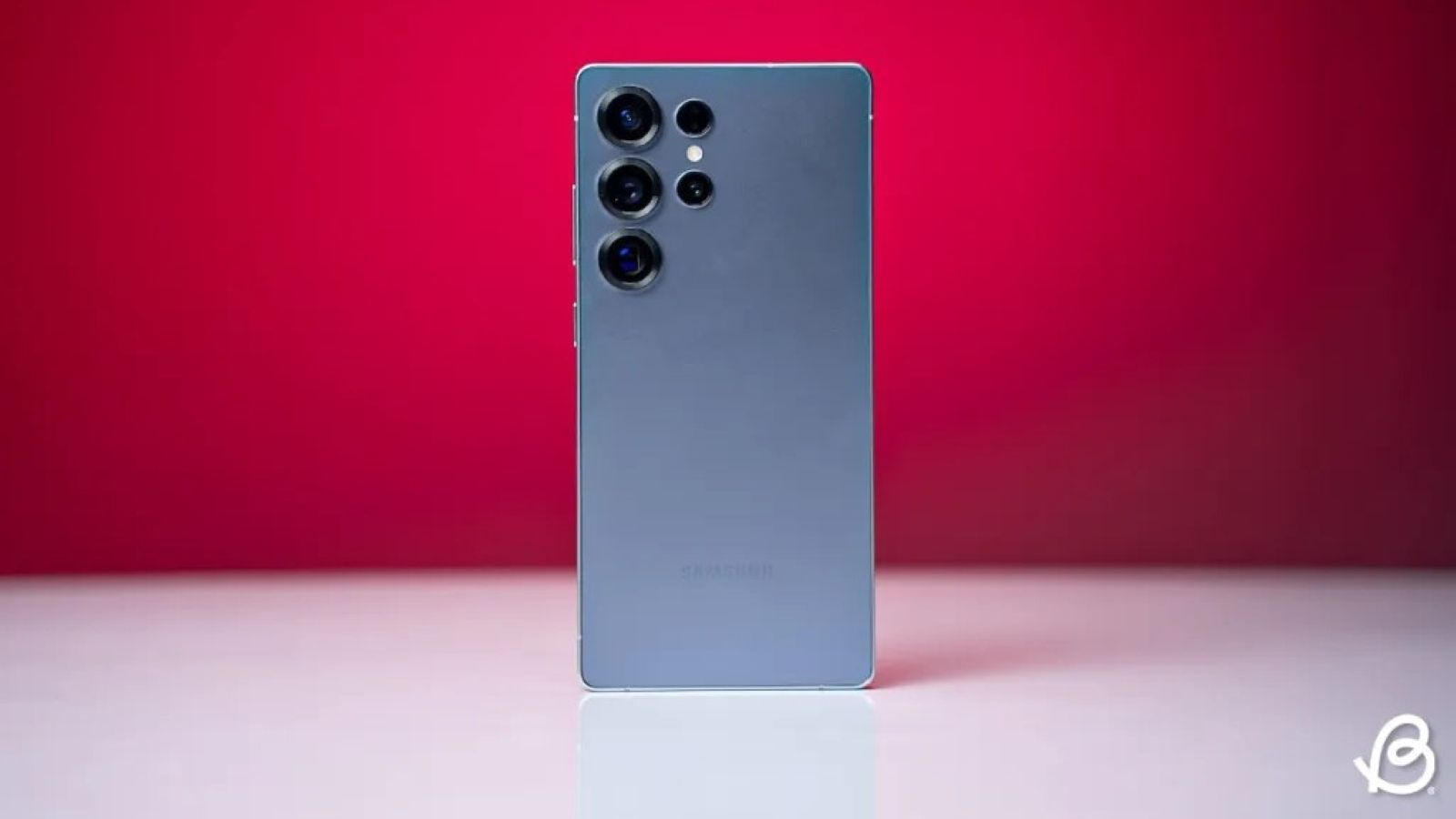 Samsung Galaxy S25 Ultra Gets Major Price Cut in India thumbnail Samsung Galaxy S25 Ultra Gets Major Price Cut in India thumbnail