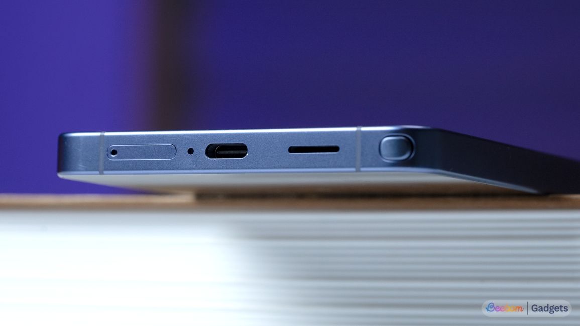 Samsung Galaxy S26 Ultra shot showing the bottom side of the phone