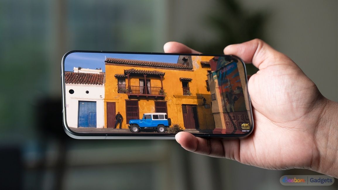 Watching content on the Xiaomi 17 Ultra display