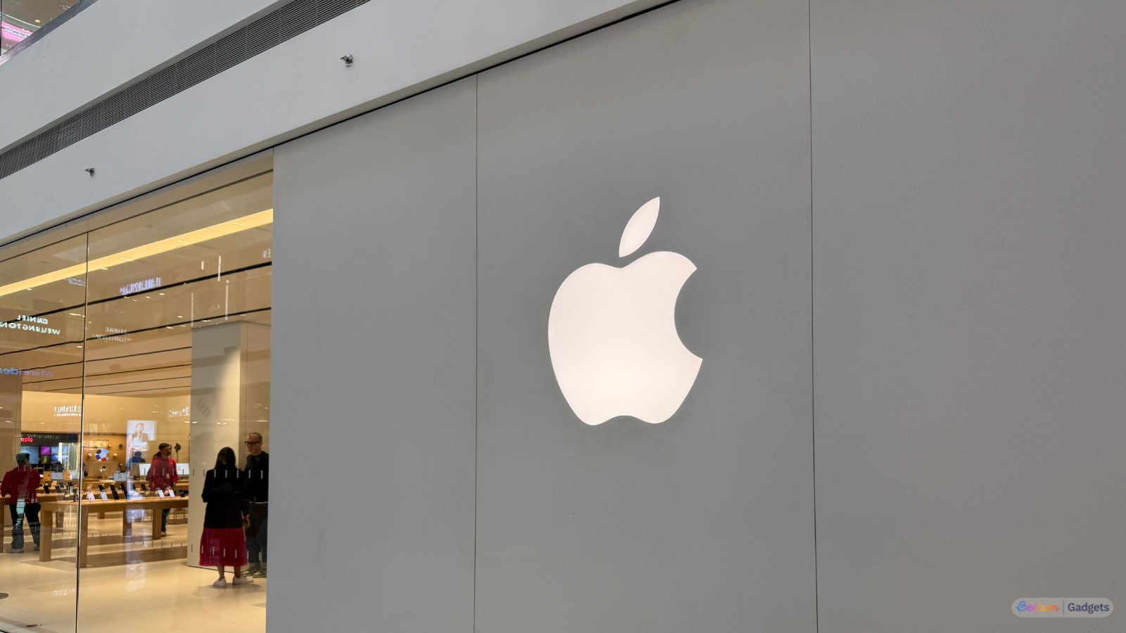 Apple's Made in India Push Hits a New Milestone with 25% of Global iPhones Now Assembled Locally thumbnail