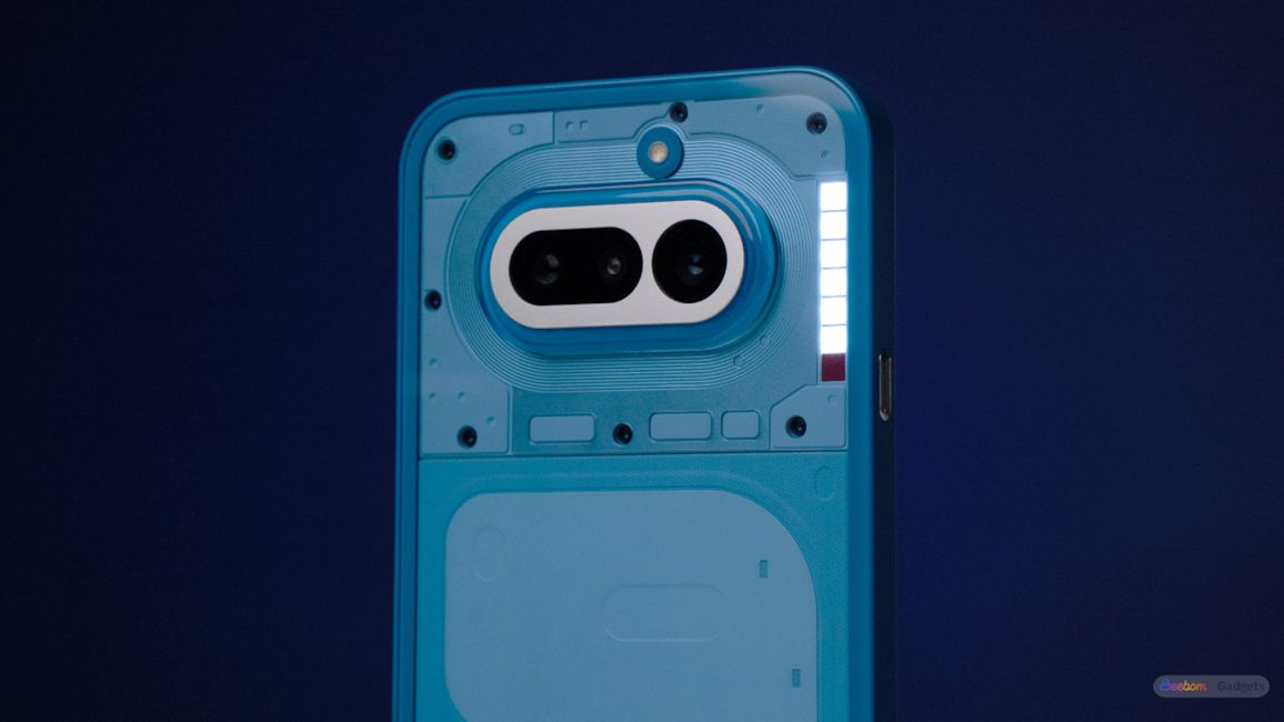 Nothing Phone (4a) Glyph Bar showcased