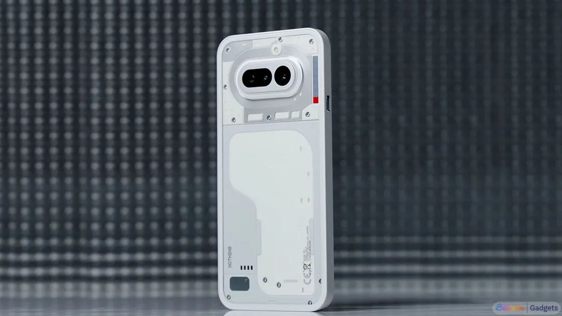 Nothing Phone (4a) White back design