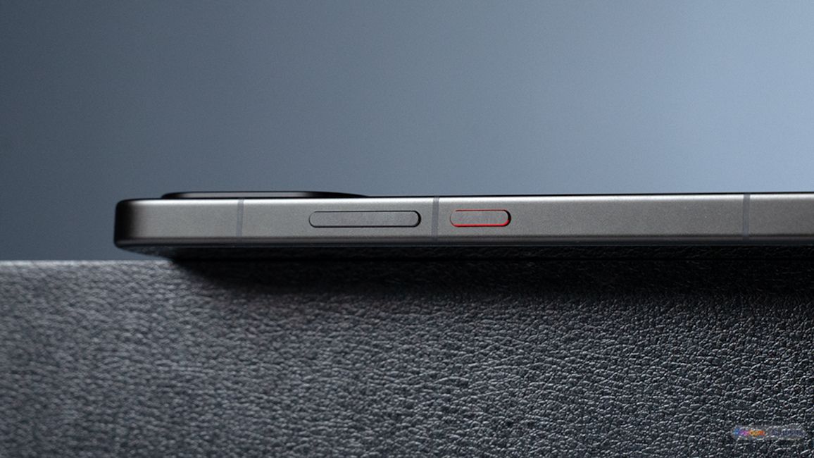 Poco X8 Pro Max red accent in the power button showed up close