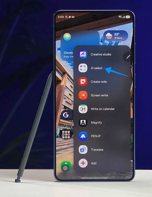 image showing s pen and s26 ultra with screenshot menu