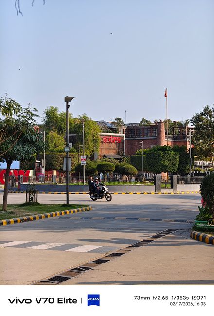 V70 Elite telephoto -2