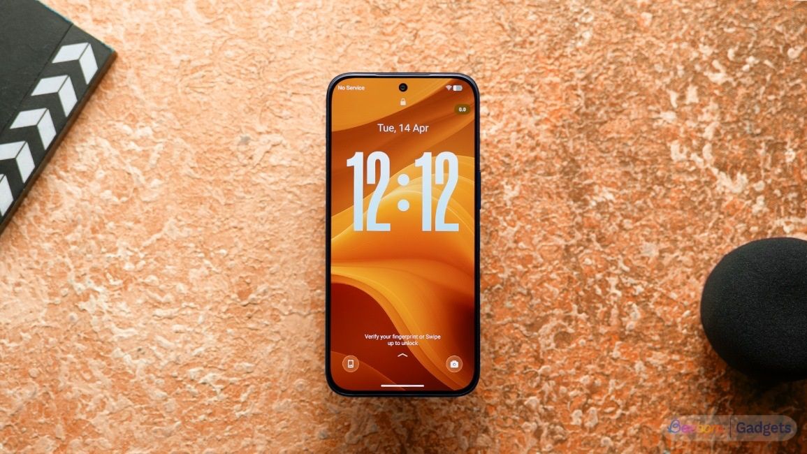 Ai Plus Nova 2 Ultra 5G lockscreen shown on its display 