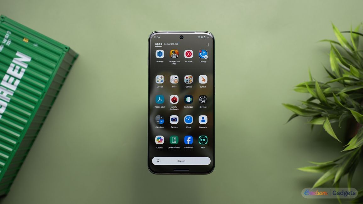 Motorola Edge 70 Pro home screen showcase1