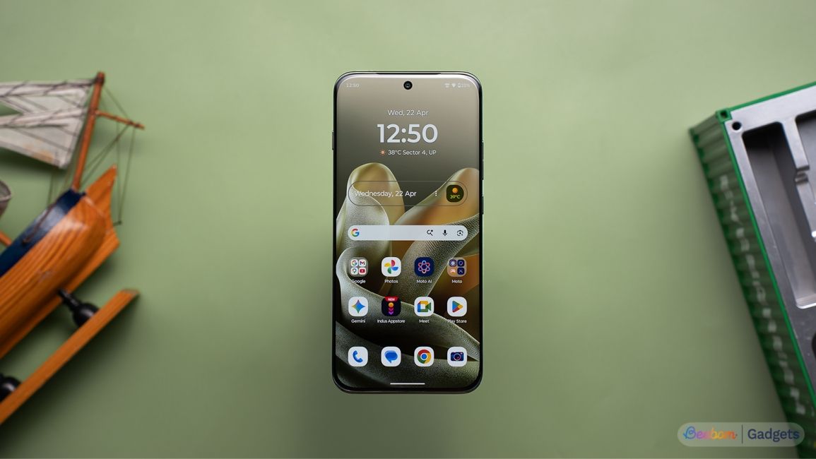 Motorola Edge 70 Pro home screen showcase 2