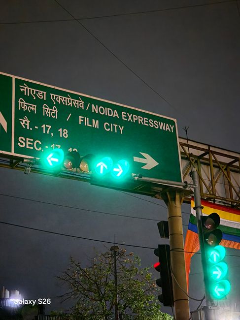 shot of a signal on Samsung Galaxy S26 shot of a signal on Samsung Galaxy S26