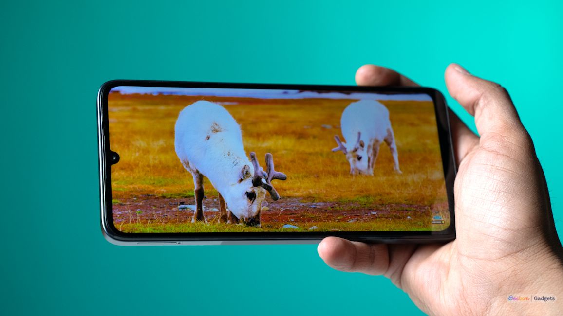 Ai+ Nova 2 5G display quality